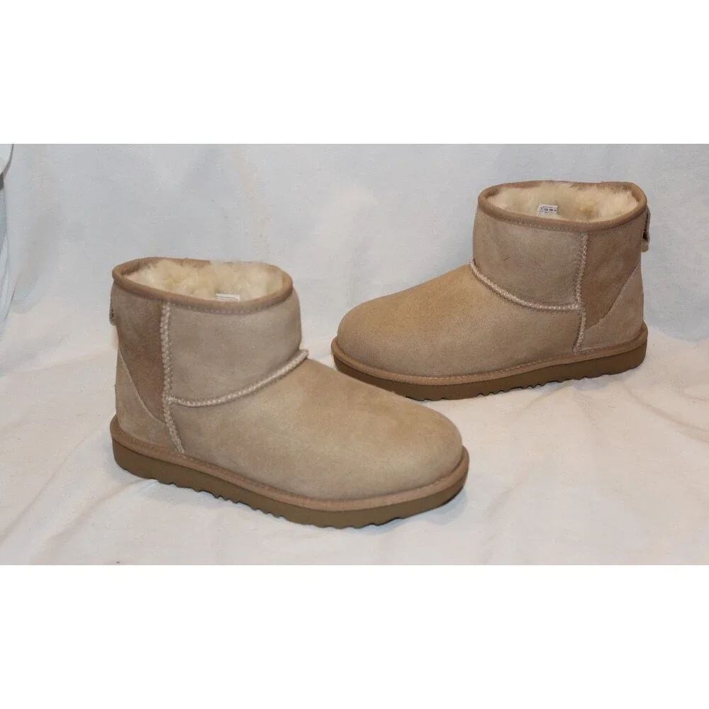 UGG CLASSIC MIN SUEDE‎ SHEARLING LINED BOOTS SAND NEW YOUTH 5 WOMEN 6.5-7